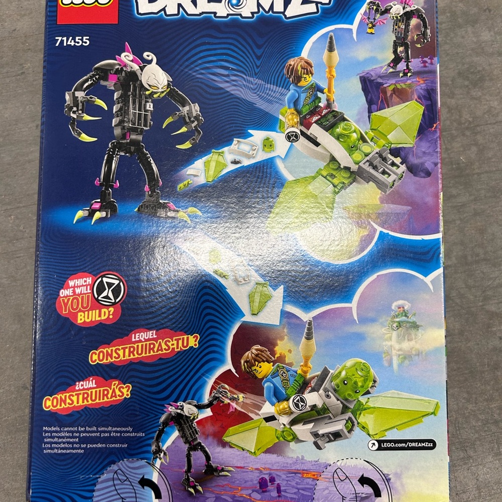 LEGO DREAMZzz 71455 Set with Green and Blue Elements
